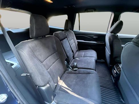 Used 2022 Honda Pilot Sport image 20