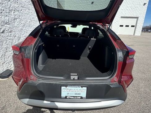 Used 2025 Buick Envista Preferred image 10