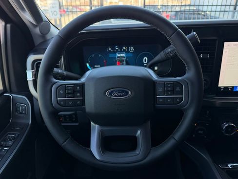 New 2026 Ford F250 Lariat w/ Black Appearance Package image 39