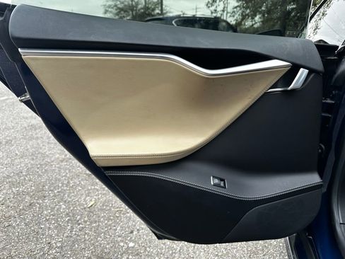 Used 2016 Tesla Model S 75D image 31