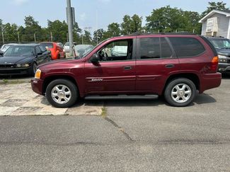 Used 2005 GMC Envoy SLE image 1