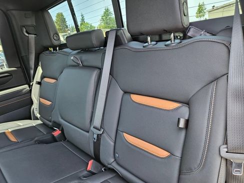 New 2026 GMC Sierra 3500 AT4 w/ AT4 Premium Plus Package AWD/4WD image 15