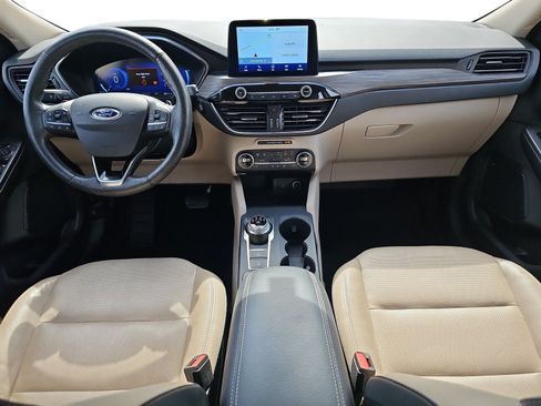 Used 2020 Ford Escape Titanium AWD/4WD image 9