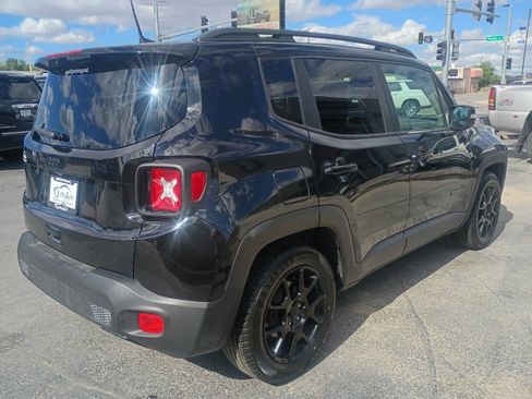 Used 2020 Jeep Renegade Altitude FWD image 6