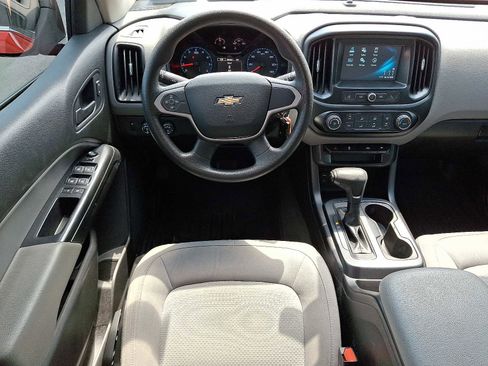 Used 2018 Chevrolet Colorado W/T w/ WT Convenience Package AWD/4WD image 11