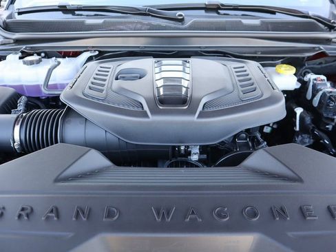 New 2026 Jeep Grand Wagoneer Summit w/ Premium Group III image 22