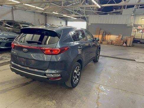 Used 2020 Kia Sportage LX AWD/4WD image 5