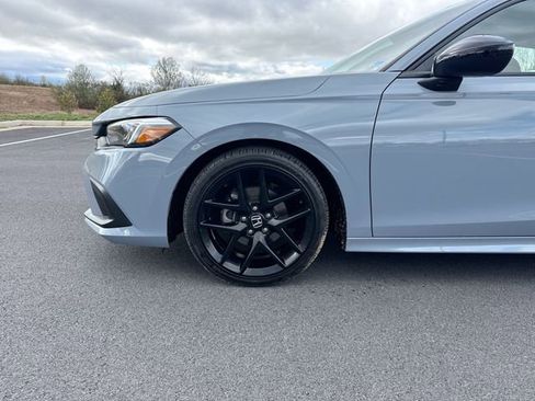 Used 2022 Honda Civic Sport image 13