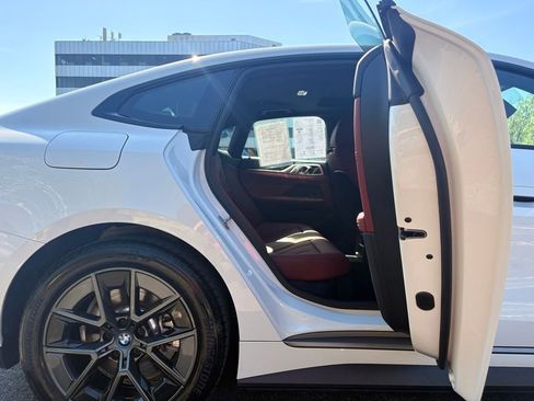 Used 2023 BMW i4 eDrive35 w/ Premium Package RWD image 25
