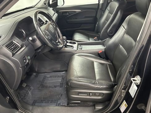Used 2019 Honda Ridgeline RTL image 11