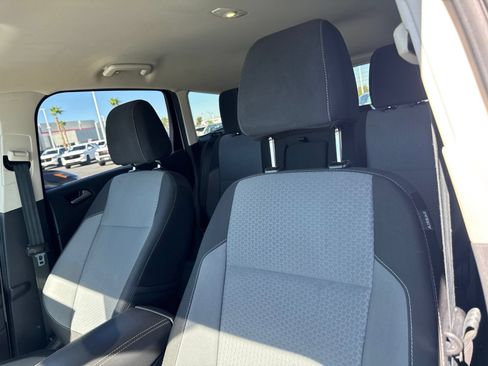 Used 2017 Ford Escape SE AWD/4WD image 19