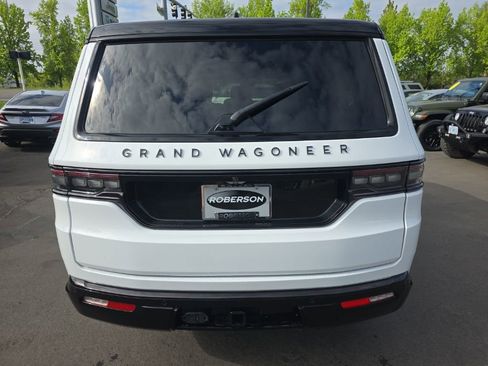 Certified 2024 Jeep Grand Wagoneer Series III w/ Rear Seat Video Group 1 AWD/4WD image 4