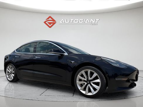 Used 2019 Tesla Model 3 Mid Range RWD image 10