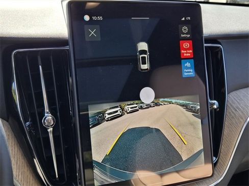 New 2026 Volvo XC60 B5 Core image 19