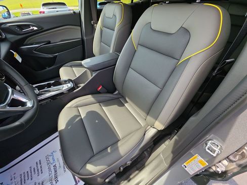 New 2026 Chevrolet Trax ACTIV w/ Driver Confidence Package FWD image 11