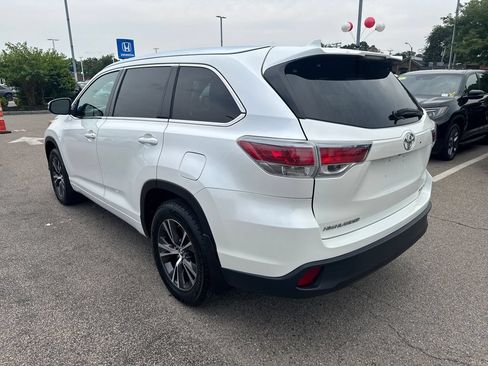 Used 2016 Toyota Highlander XLE AWD/4WD image 5