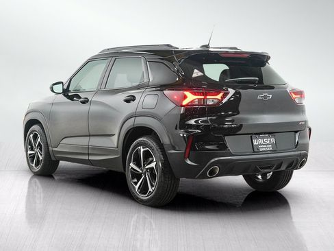 Used 2022 Chevrolet TrailBlazer RS FWD image 3