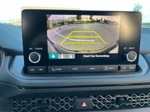 Certified 2023 Honda Accord LX image 23