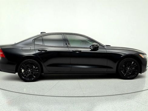Used 2024 Volvo S60 B5 Plus w/ Climate Package AWD/4WD image 4