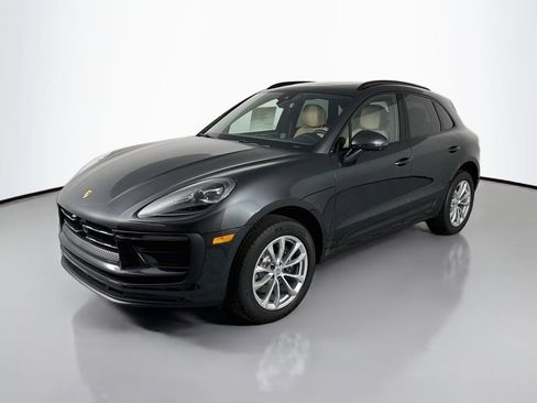Certified 2026 Porsche Macan AWD/4WD image 1