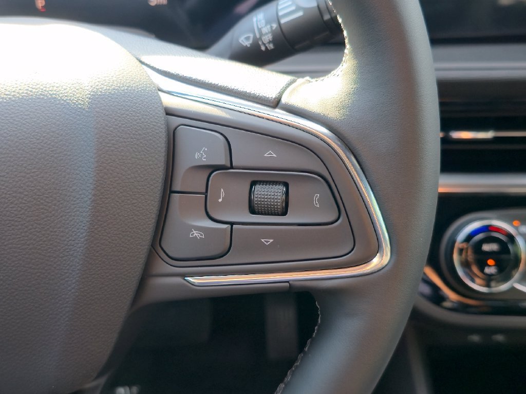 New 2026 Buick Envista Sport Touring w/ Convenience I Package FWD image 20