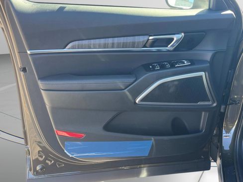 New 2025 Kia Telluride EX w/ EX Captain's Chair Package image 29