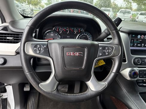 Used 2017 GMC Yukon SLE w/ Convenience Package image 28