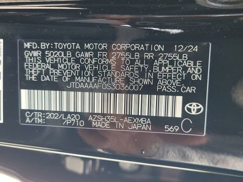 Certified 2025 Toyota Crown AWD/4WD image 27