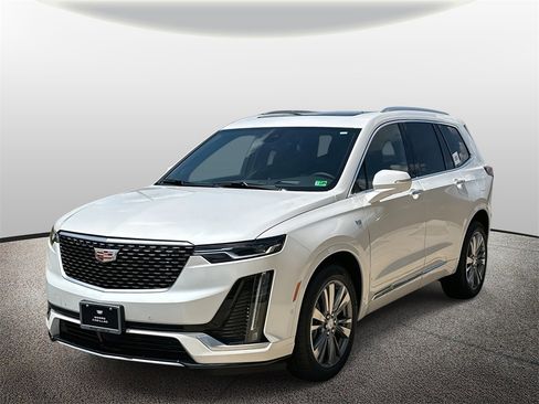 New 2025 Cadillac XT6 Premium Luxury w/ Technology Package image 5