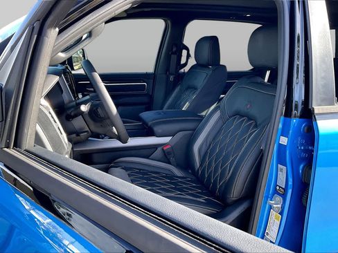 New 2026 RAM 1500 Big Horn AWD/4WD image 9