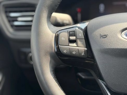 Used 2023 Ford Escape Active w/ Tech Pack #1 AWD/4WD image 25