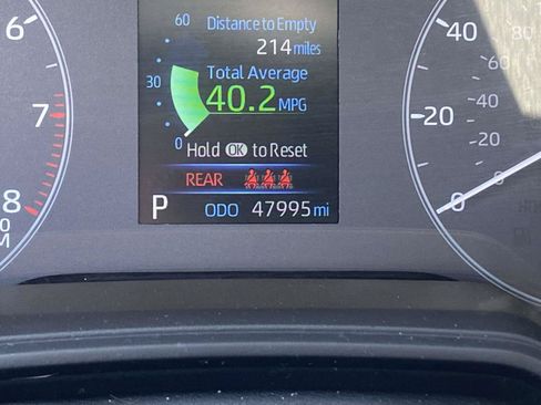 Used 2024 Toyota Corolla LE FWD image 23