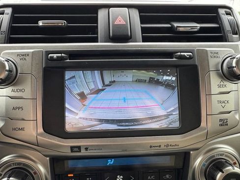 Used 2018 Toyota 4Runner Limited AWD/4WD image 4