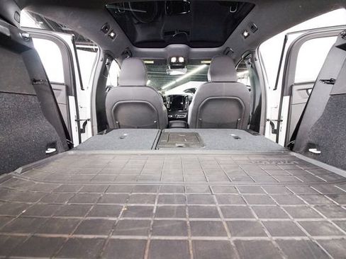 Certified 2023 Volvo C40 Recharge Core w/ Protection Package Premier AWD/4WD image 23