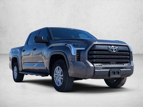 Used 2024 Toyota Tundra SR5 image 3