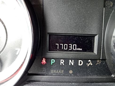 Used 2019 Dodge Grand Caravan SE w/ UConnect Hands-Free Group image 40