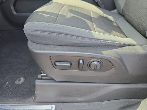 Used 2019 Chevrolet Silverado 1500 RST w/ All-Star Edition AWD/4WD image 12
