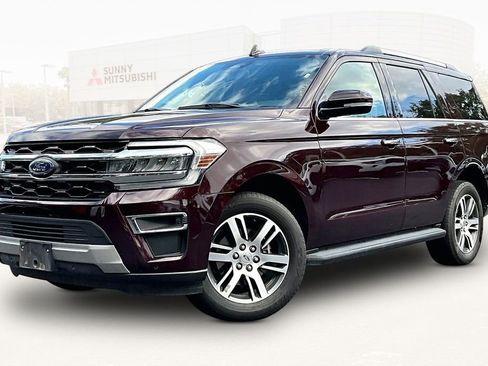 Used 2024 Ford Expedition Limited AWD/4WD image 1
