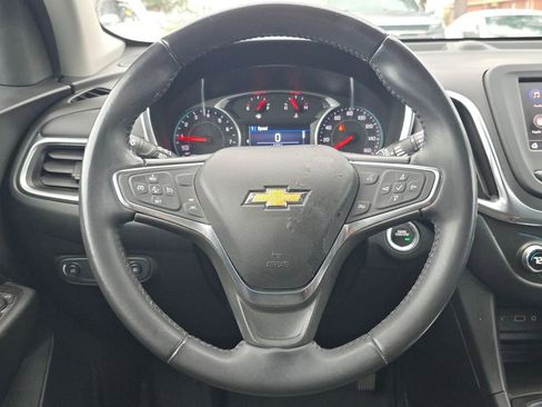 Used 2020 Chevrolet Equinox LT image 14