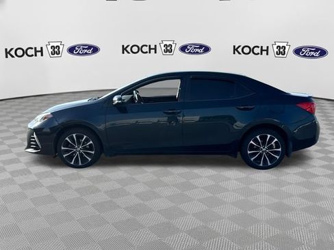 Used 2018 Toyota Corolla SE FWD image 4