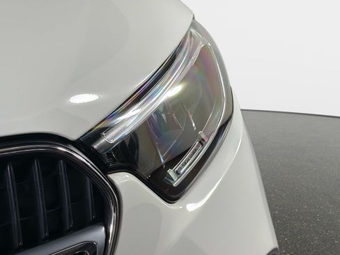 Used 2025 Mercedes-Benz GLC 350e 4MATIC image 20