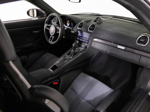 Used 2023 Porsche 718 Cayman GT4 RS image 37