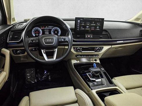 Certified 2025 Audi Q5 2.0T Premium Plus w/ Premium Plus Package image 19