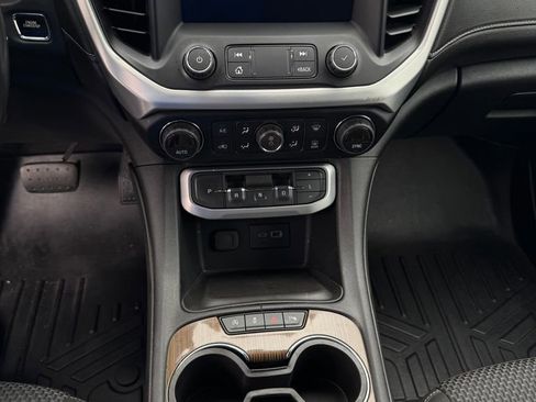 Used 2020 GMC Acadia SLE w/ Driver Convenience Package image 20