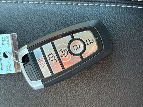 Used 2022 Ford Escape SE w/ Convenience Package image 42