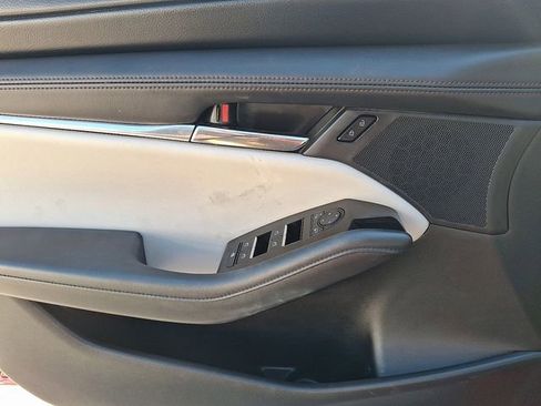 Certified 2025 MAZDA MAZDA3 s image 13