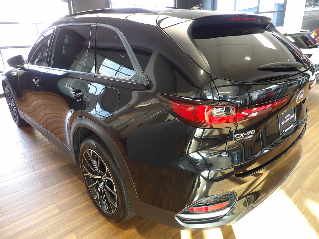 Certified 2025 MAZDA CX-70 Plug-In Hybrid w/ Premium Plus AWD/4WD image 8