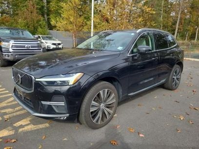 Certified 2023 Volvo XC60 B5 Plus w/ Climate Package
