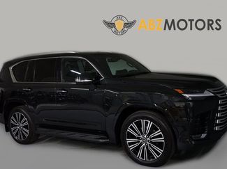 Used 2026 Lexus LX 600 4WD w/ Luxury Package video 1