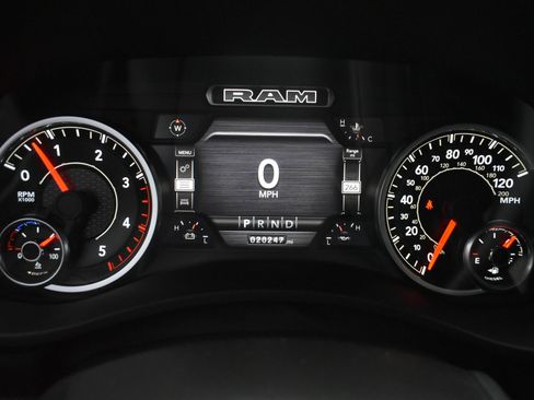 Used 2022 RAM 2500 Big Horn w/ Level C Equiment Group image 31